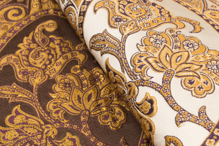 The Timeless Appeal of Handwoven Rugs